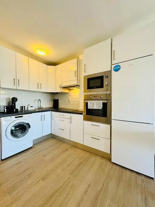 Renovado Y Moderno Espacio Con Piscina Y Vistas Salou